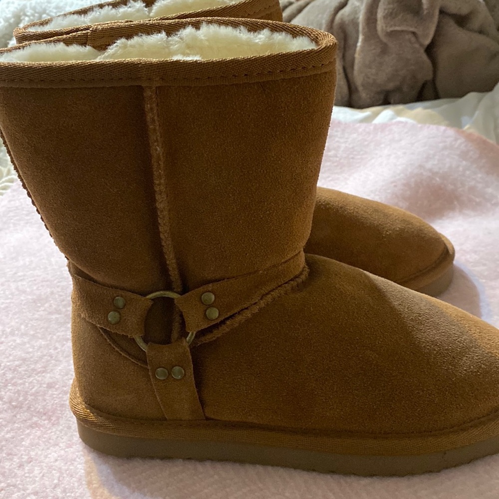 Brand new forever 21 boots